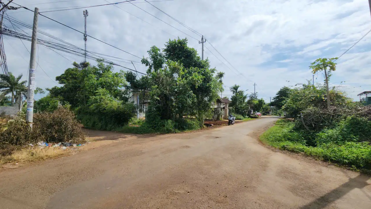 Bán đất 2 mặt tiền Nguyễn Xuân Nguyên –  Lô đẹp hiếm có