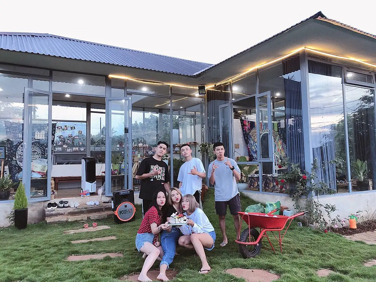 Review 15+ Homestay Buôn Ma Thuột Đẹp, Giá Rẻ, Tiện Nghi Nhất 2025 36 Review 15+ Homestay Buôn Ma Thuột Đẹp, Giá Rẻ, Tiện Nghi Nhất 2025